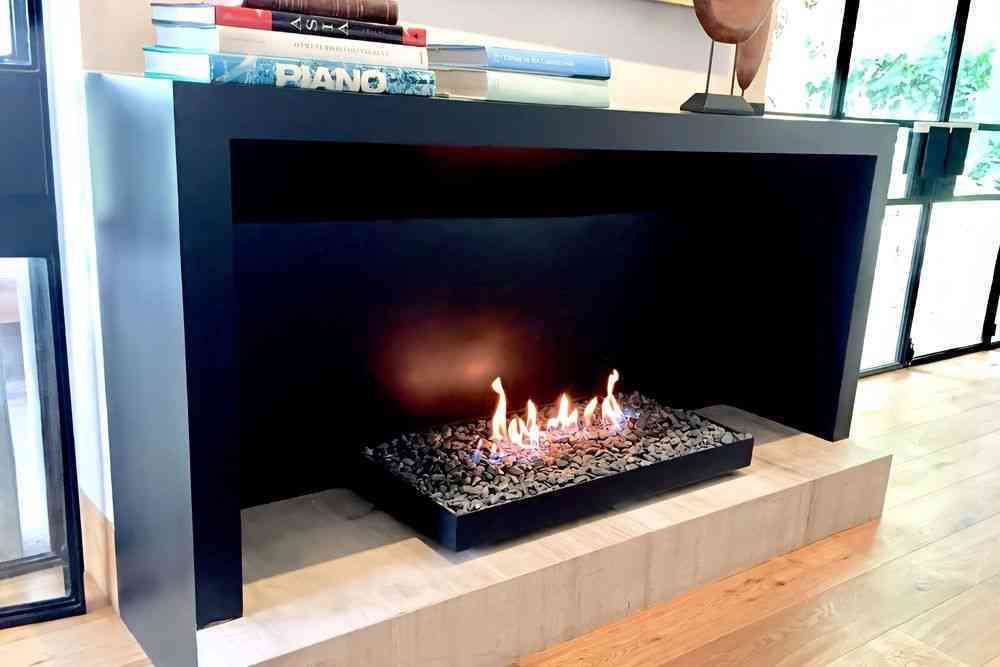 Fabricación e instalación de chimeneas